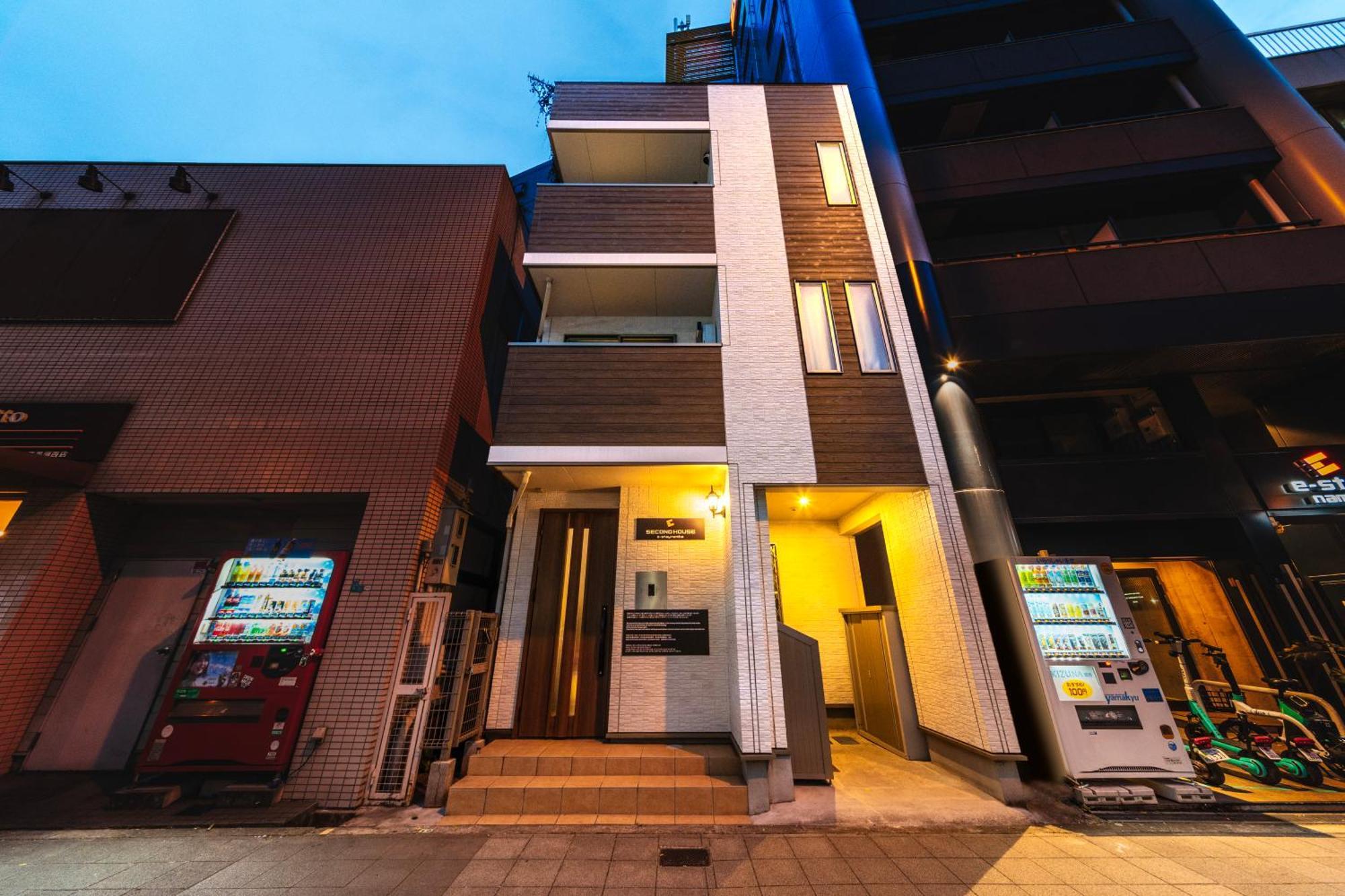 E-Stay Namba Осака Екстер'єр фото